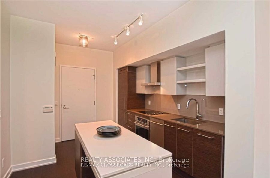 1030 King St W, unit 466 for sale