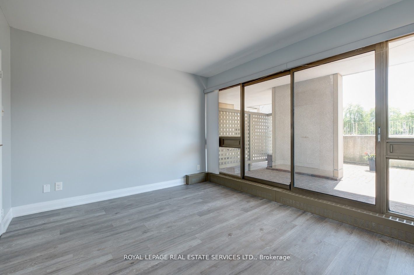 63 St Clair Ave W, unit 106 for sale