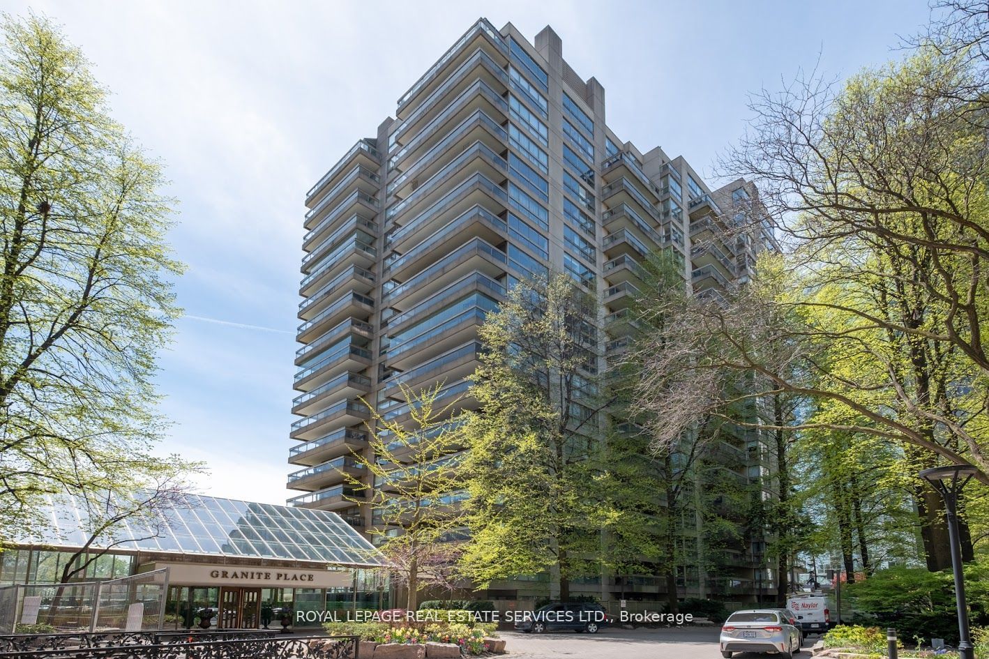 63 St Clair Ave W, unit 106 for sale