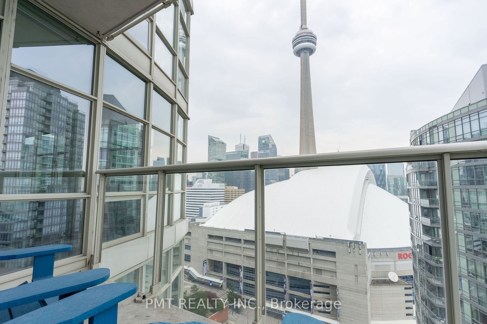 10 Navy Wharf Crt, unit 2809 for rent