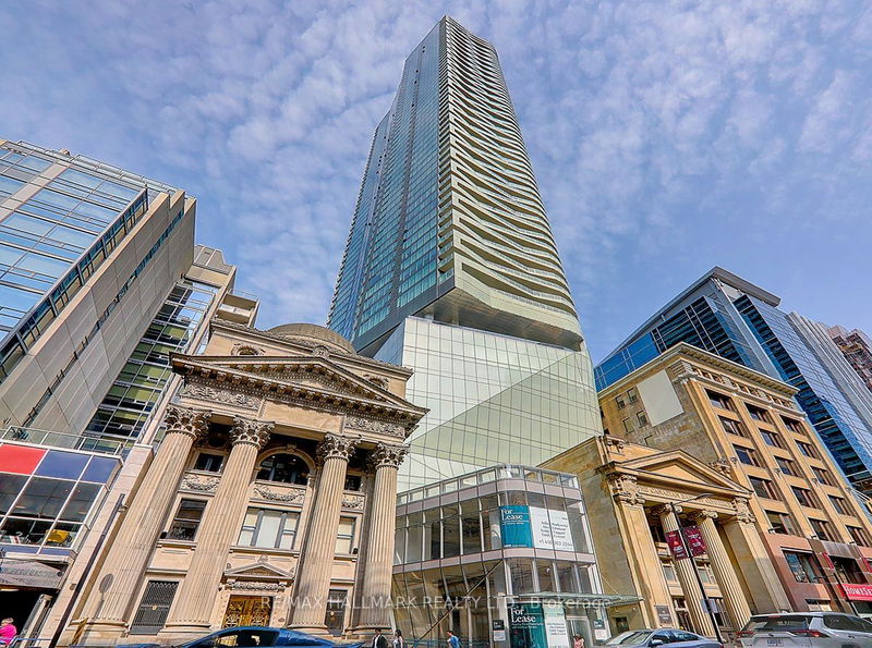 197 Yonge St, unit 2614 for sale