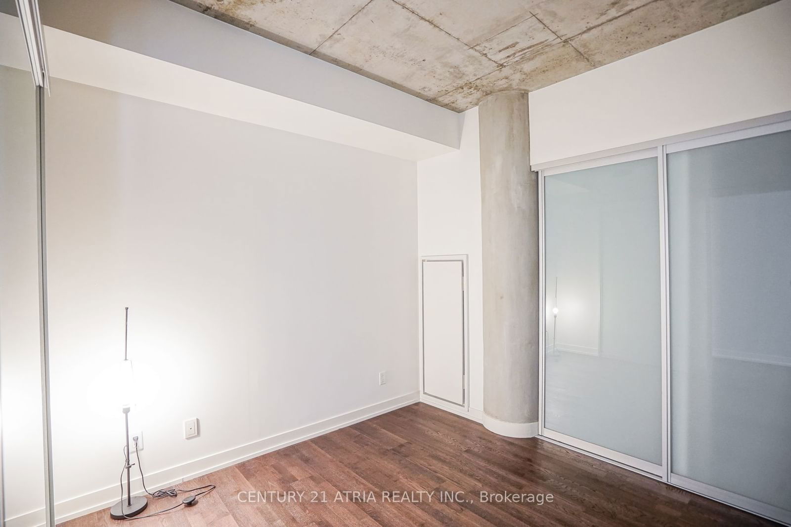 650 King St W, unit 311 for rent