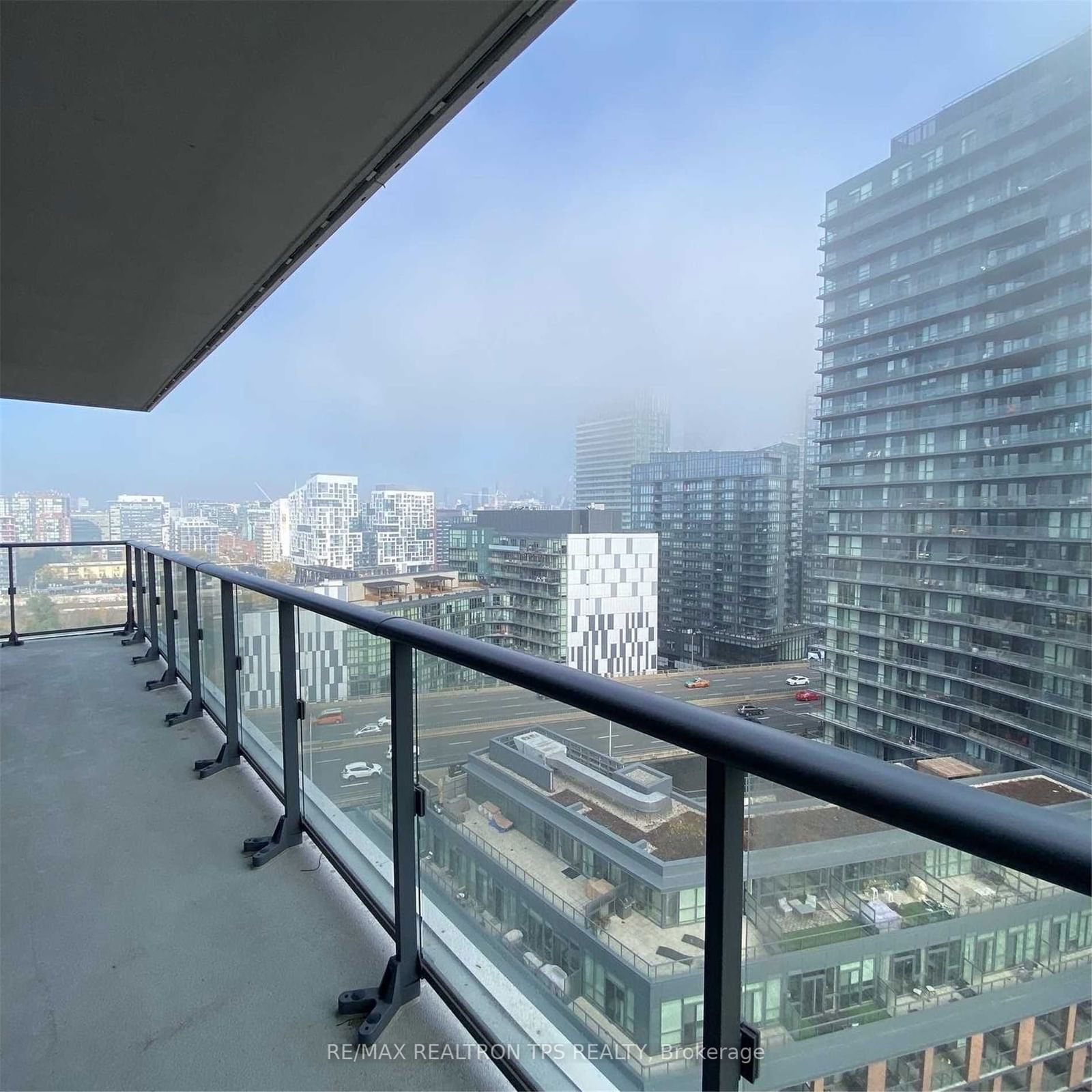 38 Iannuzzi St, unit 1906 for rent