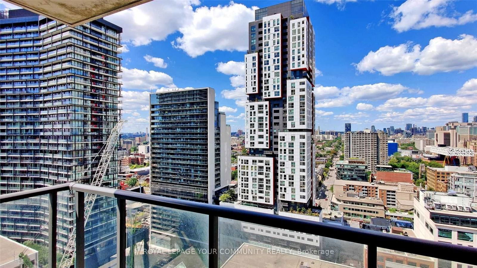 290 Adelaide St W, unit 2204 for rent