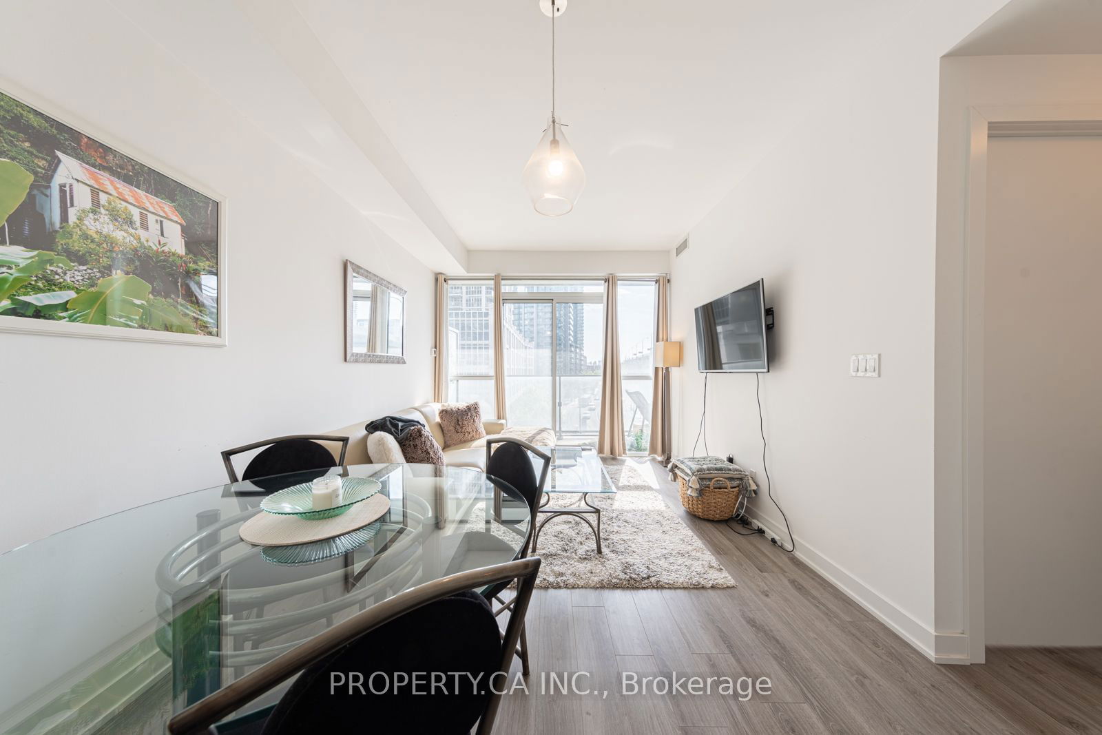 50 Bruyeres Mews, unit 530 for rent