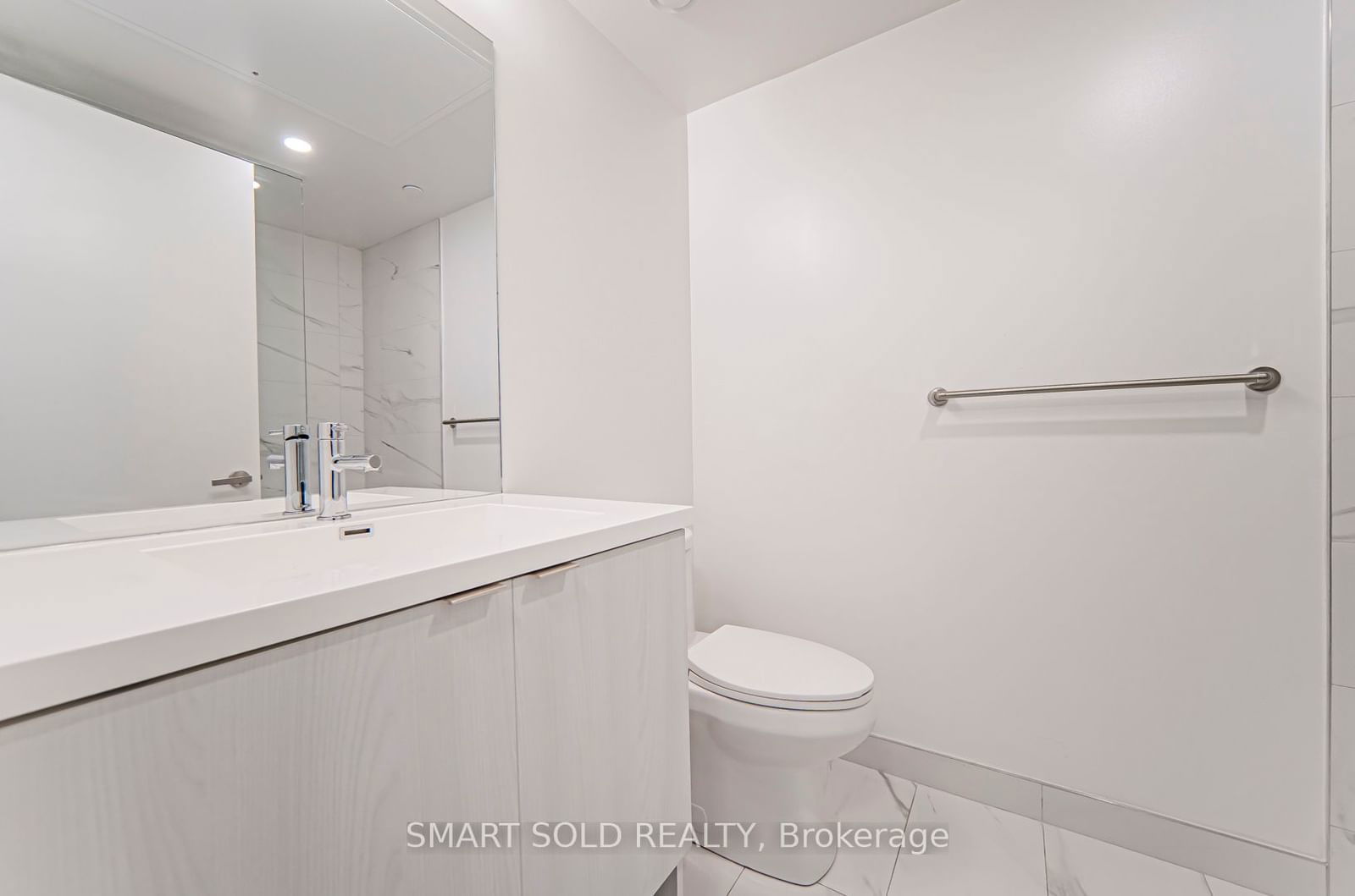 138 Downes St, unit 4512 for sale