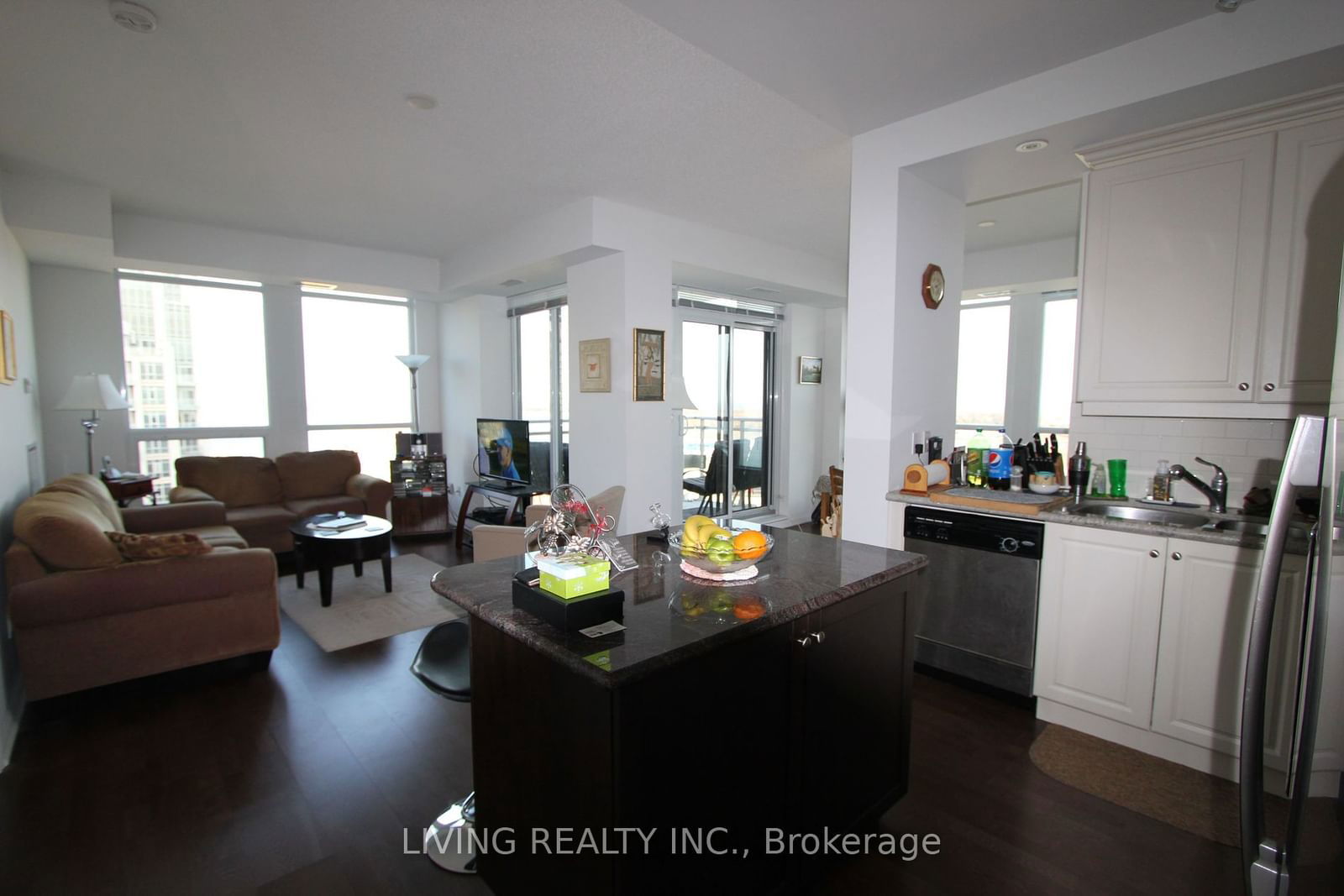 628 Fleet St, unit 2304 for rent