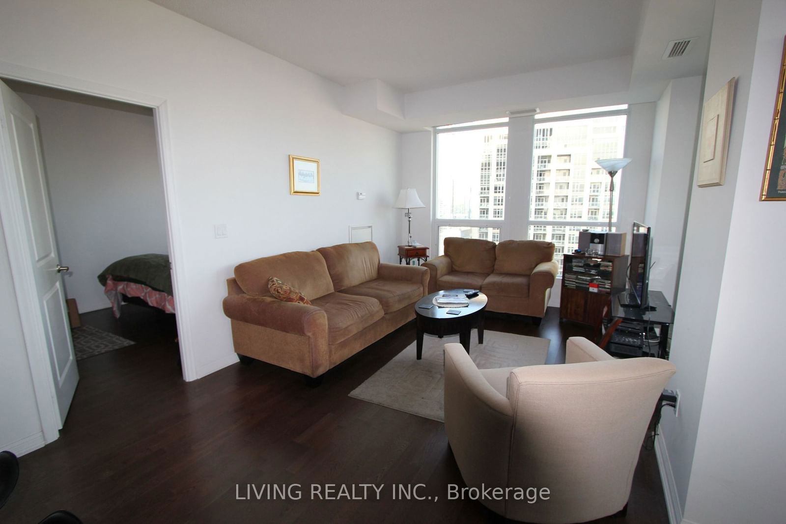 628 Fleet St, unit 2304 for rent