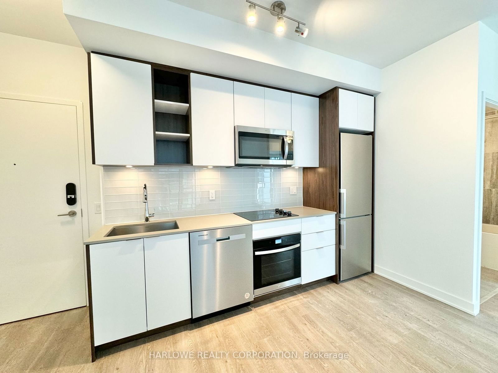 543 Richmond St W, unit 1411 for rent