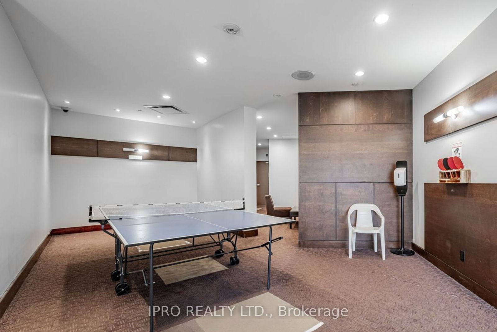 5 Northtown Way, unit 1807 for sale