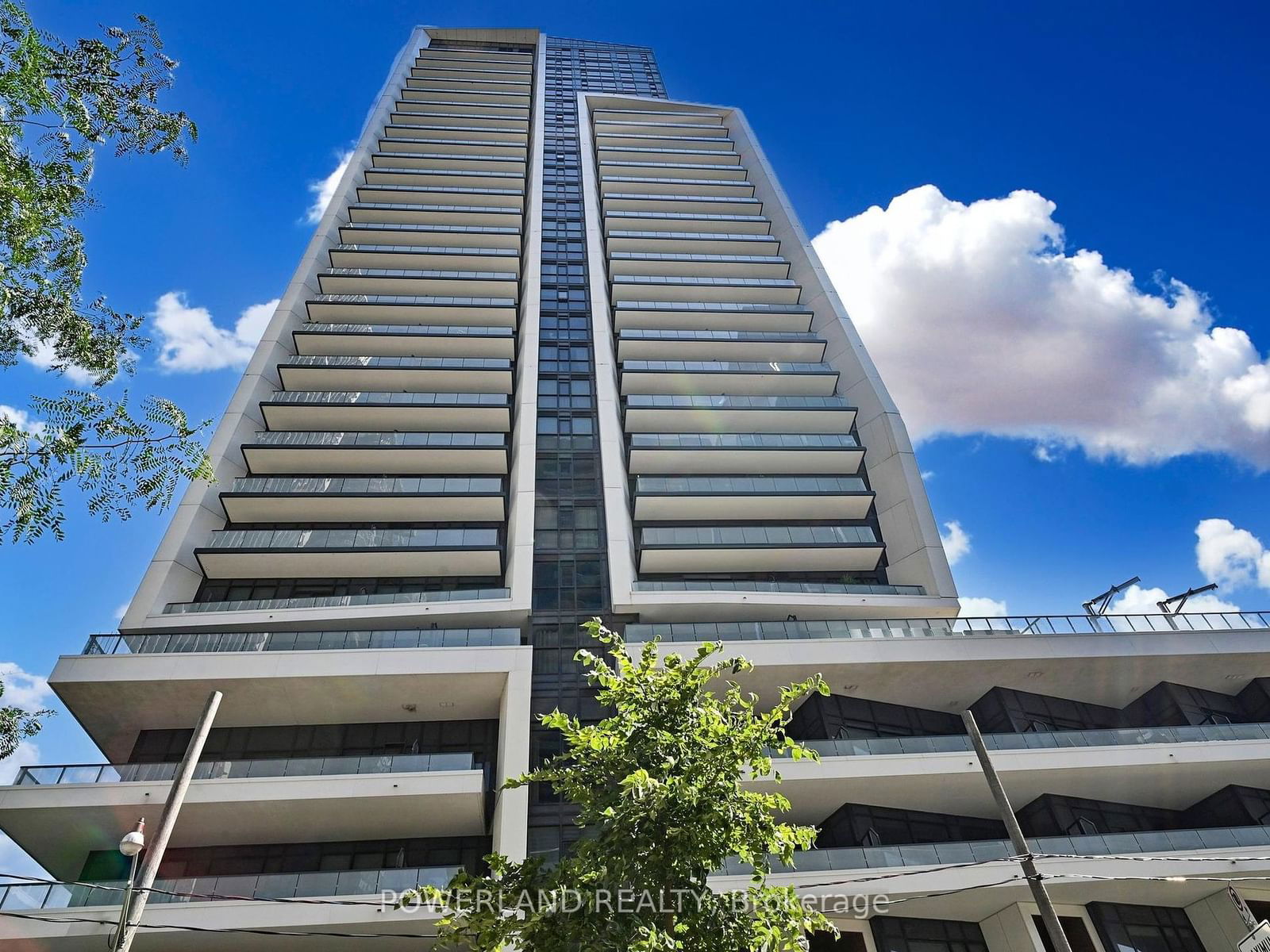 30 Ordnance St, unit 1001 for sale