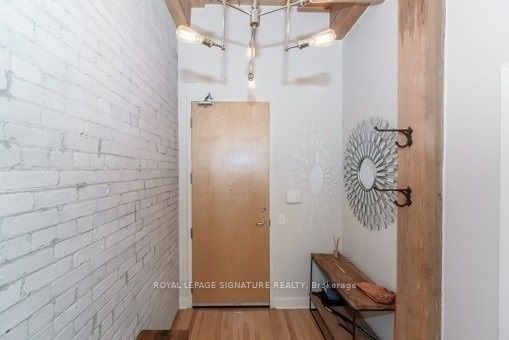 993 Queen St W, unit 419 for rent