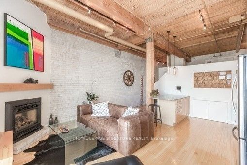 993 Queen St W, unit 419 for rent