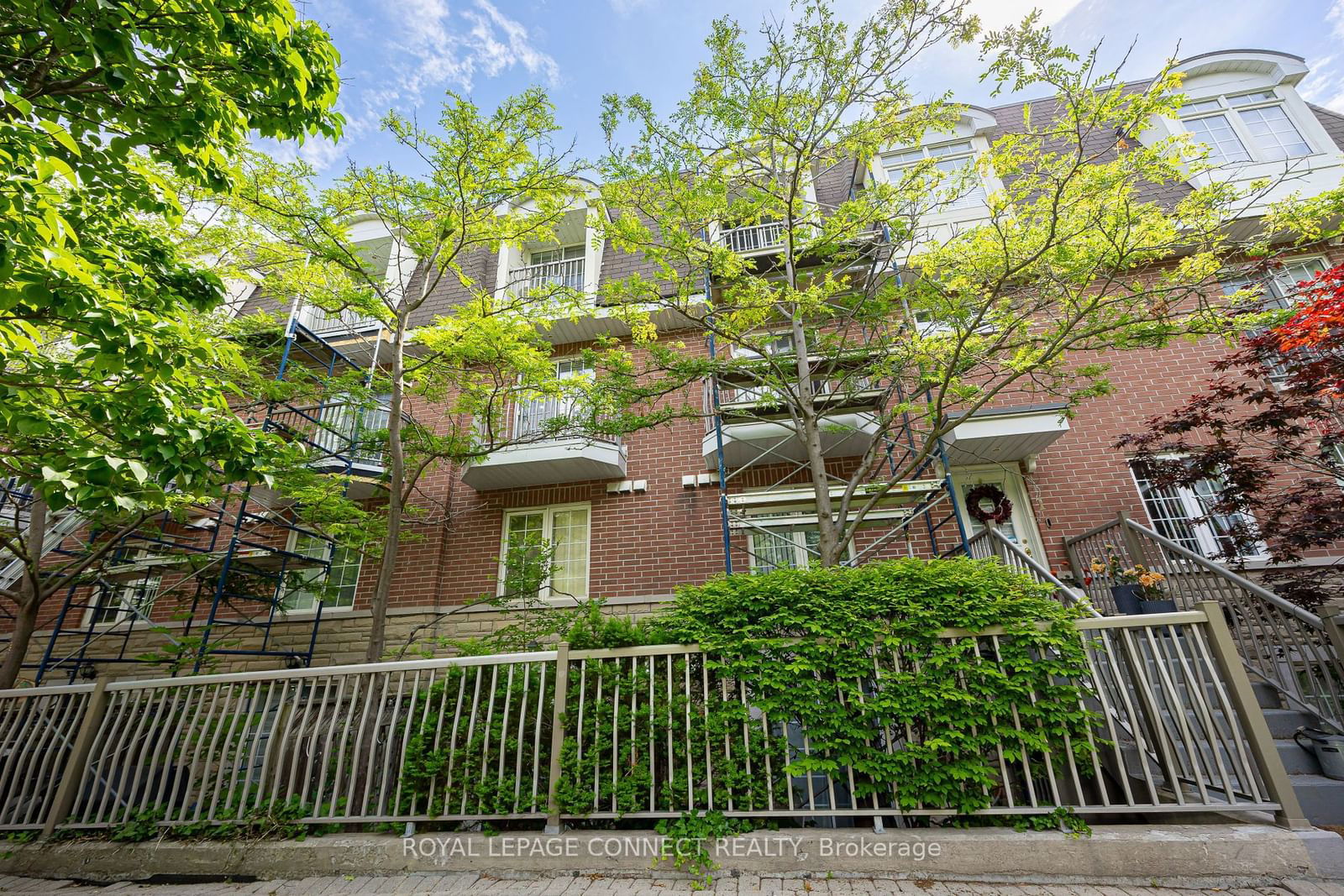 55 Cedarcroft Blvd, unit 9 for sale