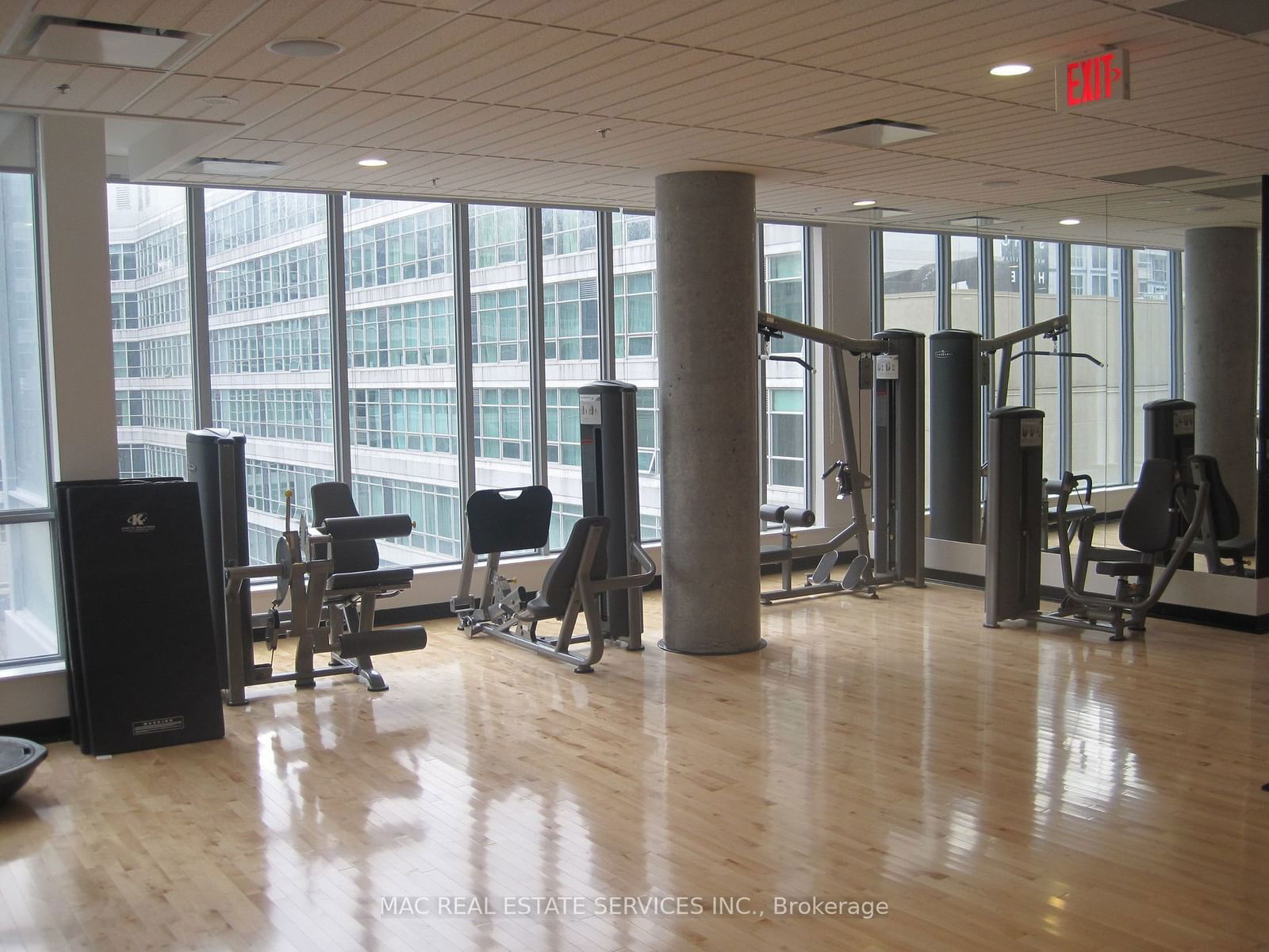 375 King St W, unit 411 for rent