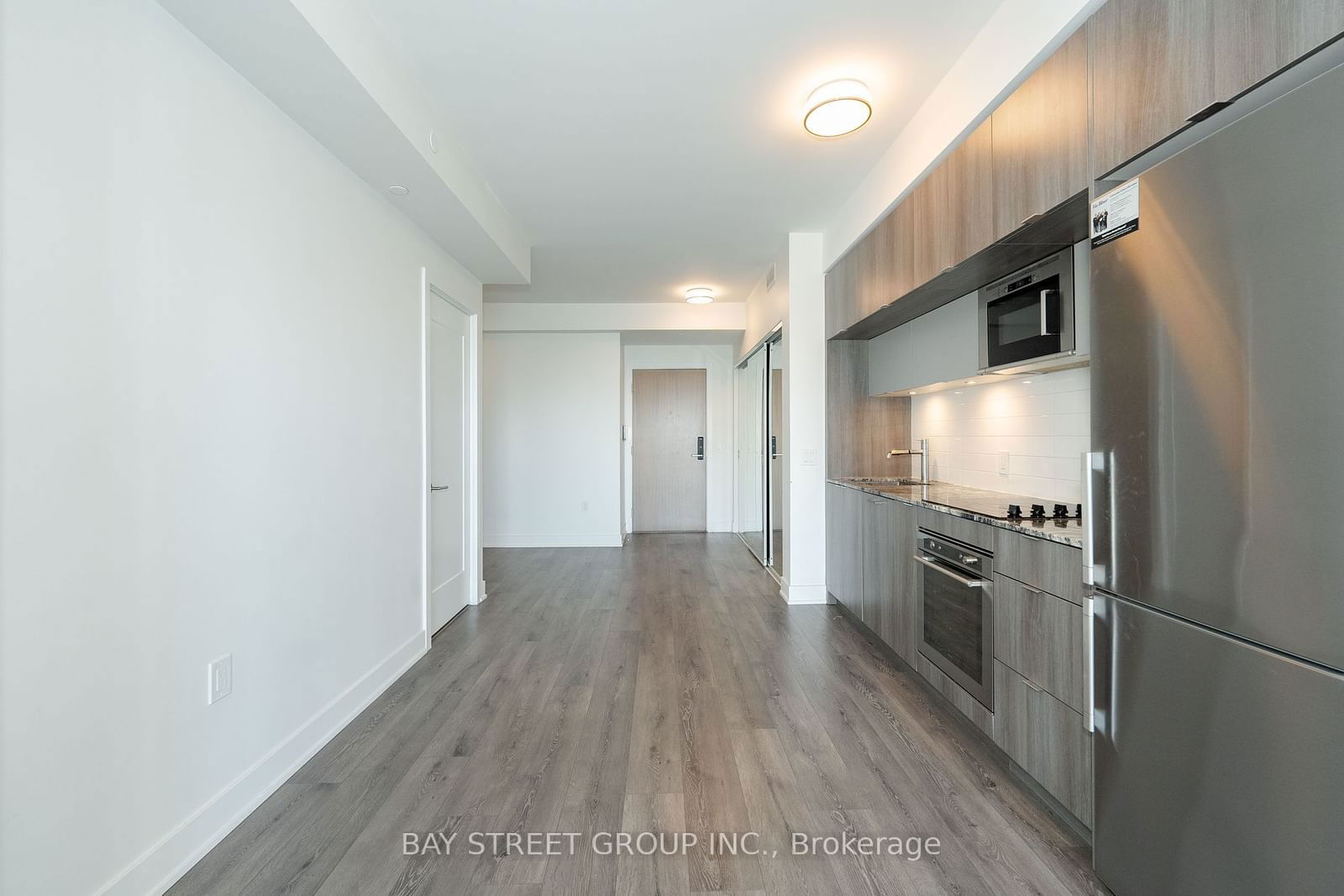 575 Bloor St E, unit 3310 for rent