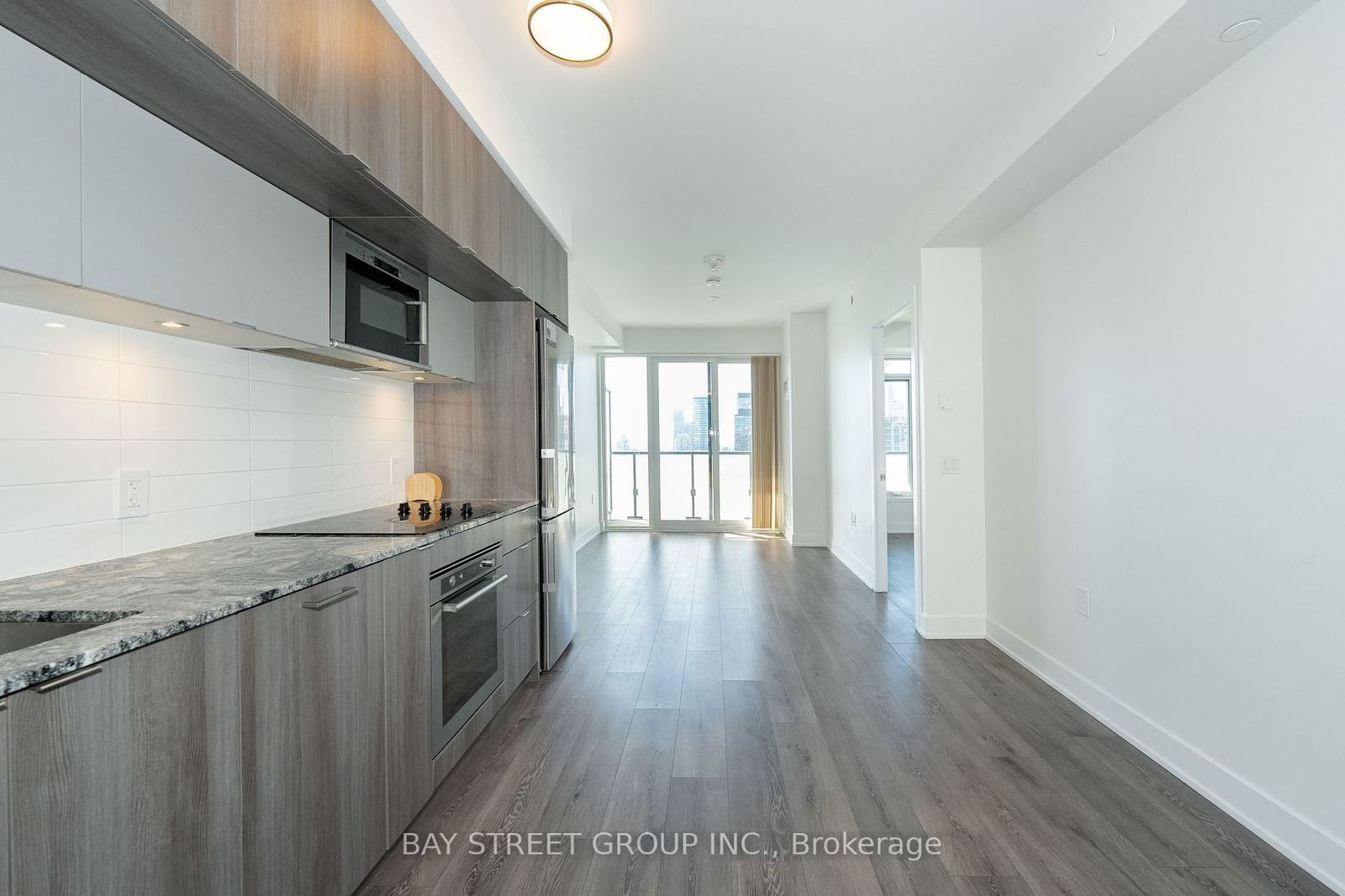 575 Bloor St E, unit 3310 for rent