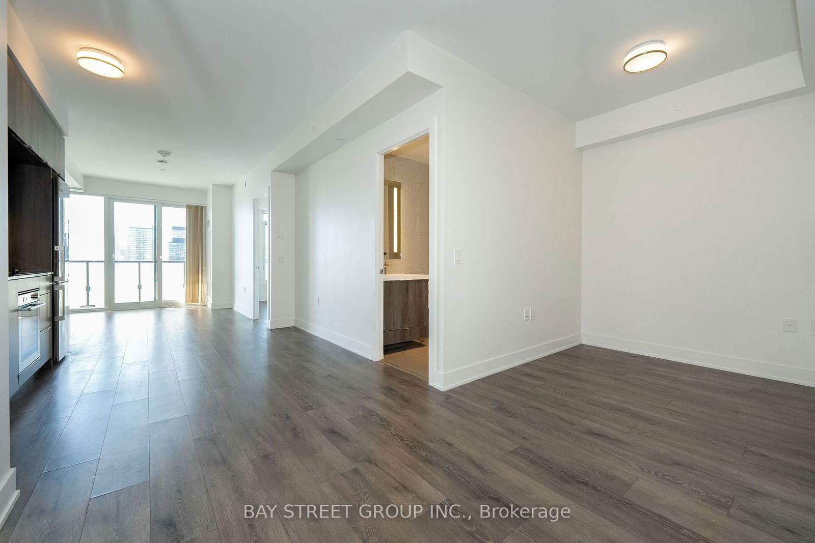 575 Bloor St E, unit 3310 for rent