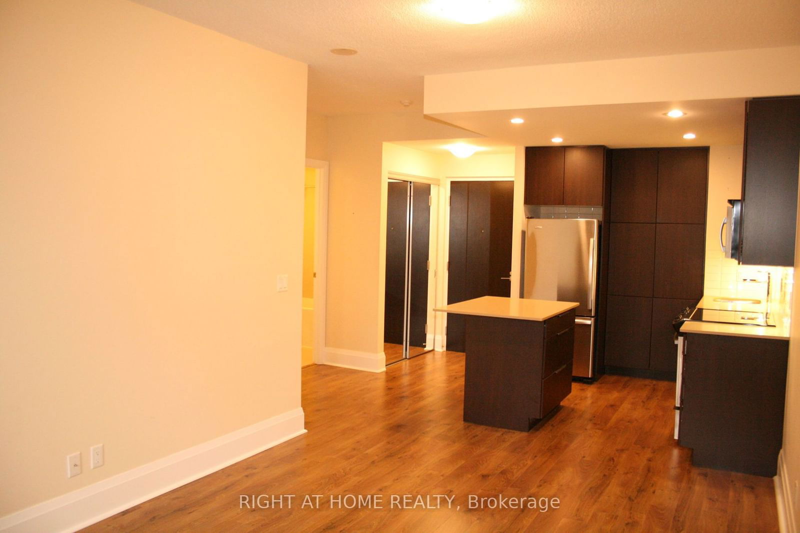 100 Harrison  Garden Blvd N, unit 211 for rent