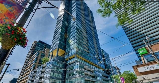 8 Charlotte St, unit 210 for rent