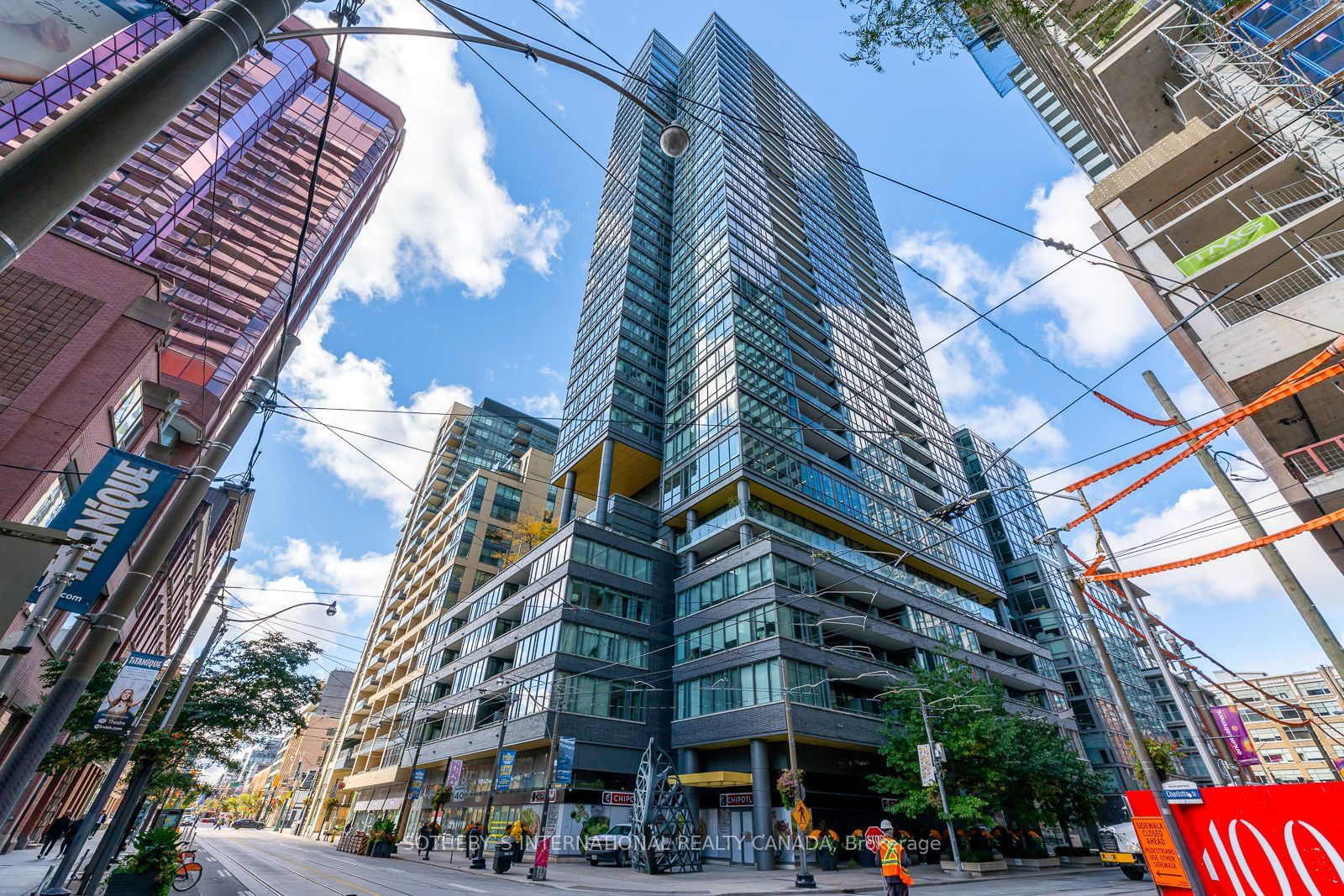 8 Charlotte St, unit 210 for rent