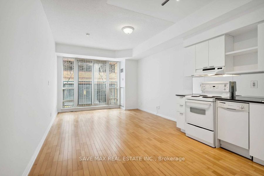 35 Hayden St, unit 202 for rent