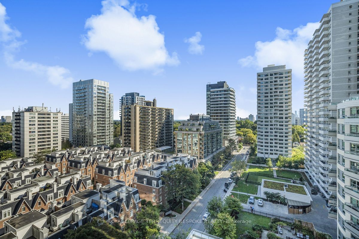 The Madison at Yonge and Eglinton, Midtown, Toronto