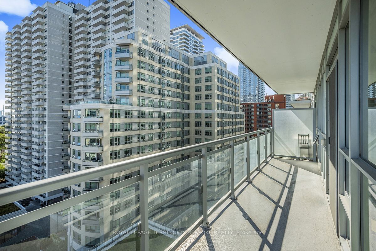 98 Lillian St, unit 1017 for sale