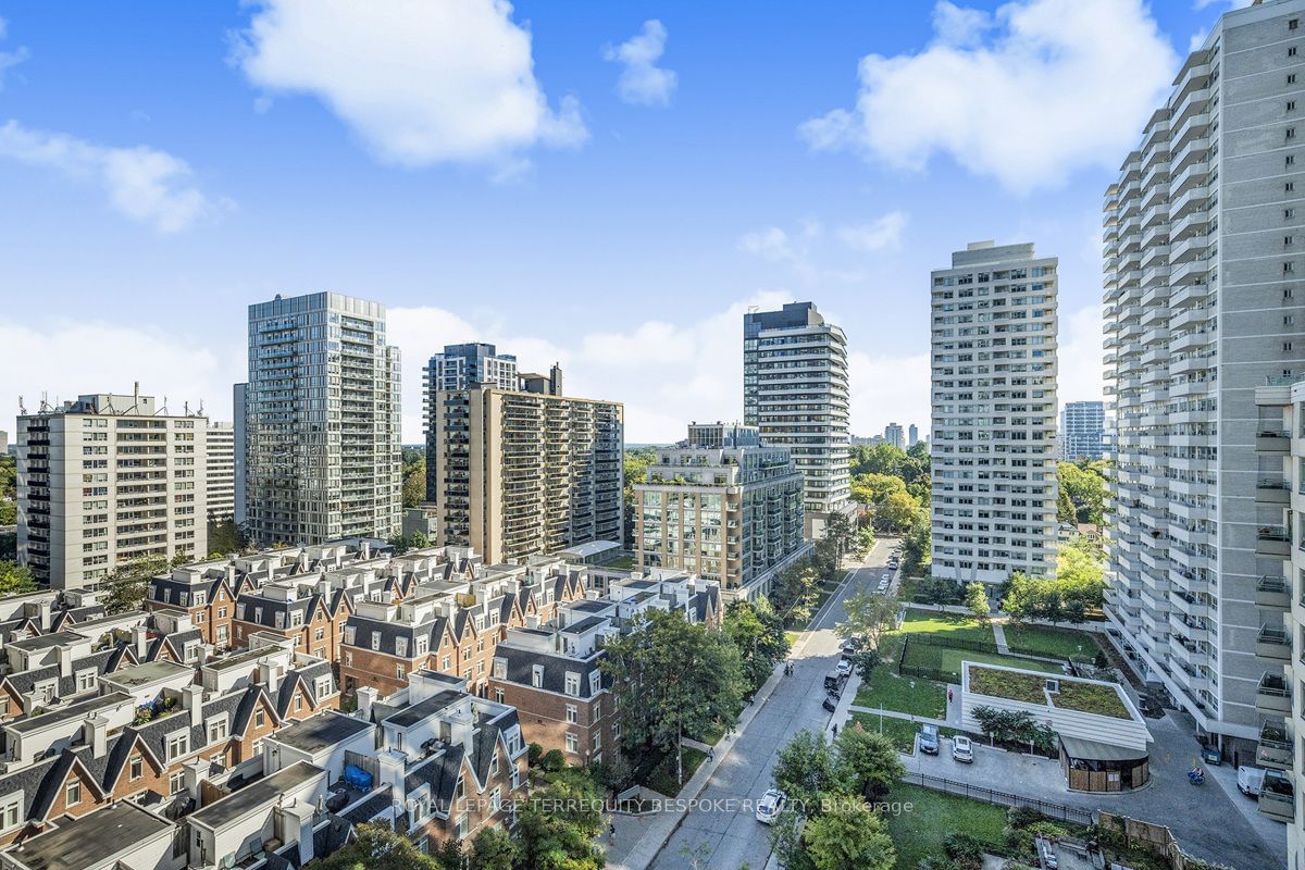 The Madison at Yonge and Eglinton, Midtown, Toronto