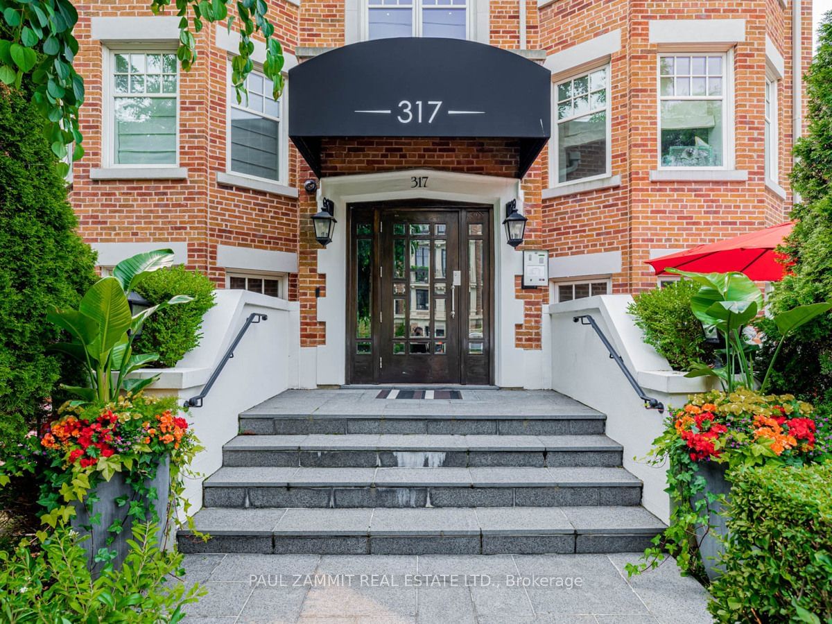 Condominiums Of Forest Hill Village, Midtown, Toronto