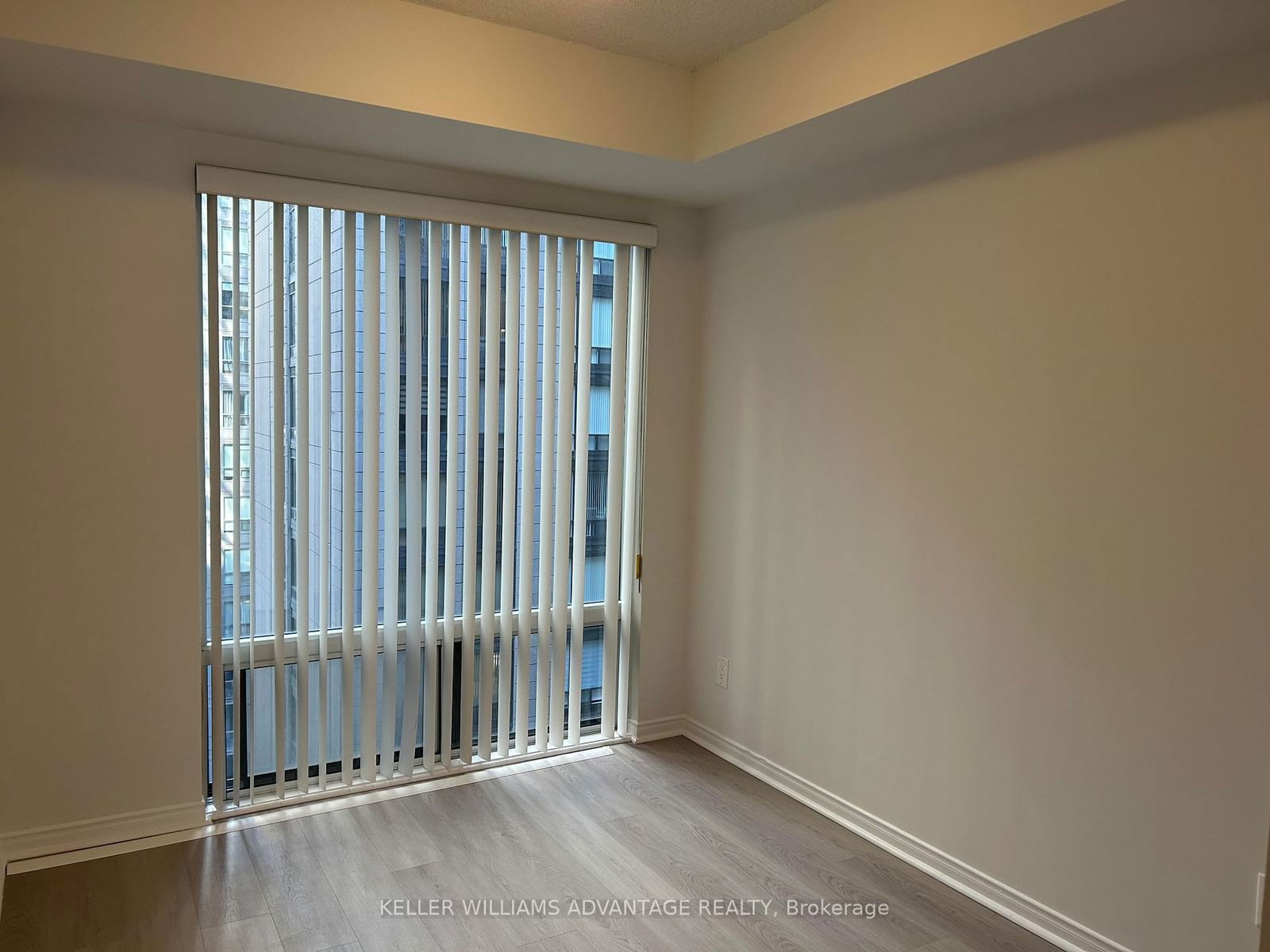 50 John St, unit 1105 for rent