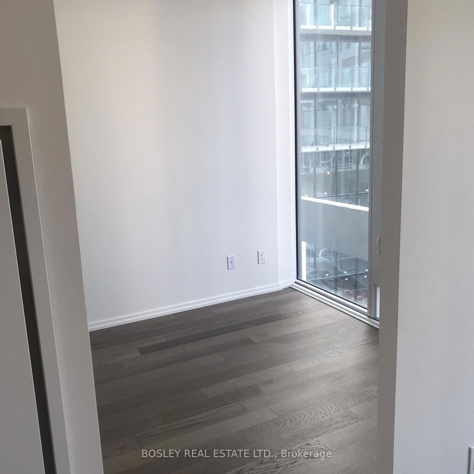 8 Hillsdale Ave E, unit 1034 for rent