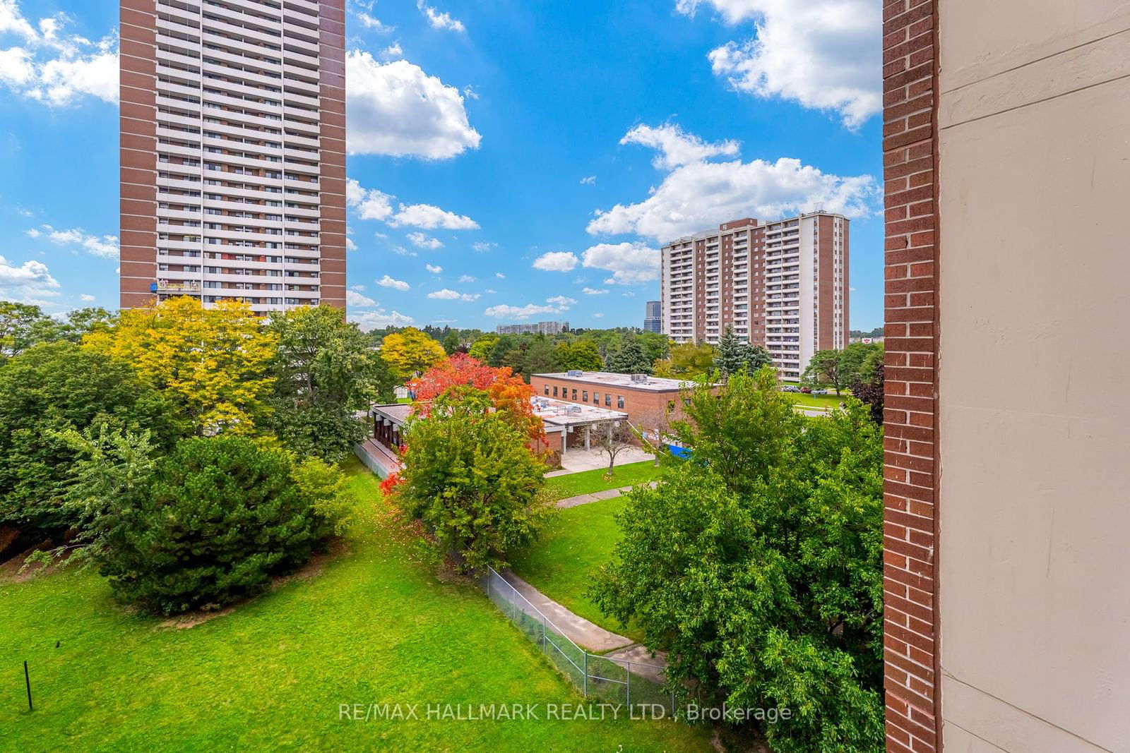 Eddington Condos, North York, Toronto