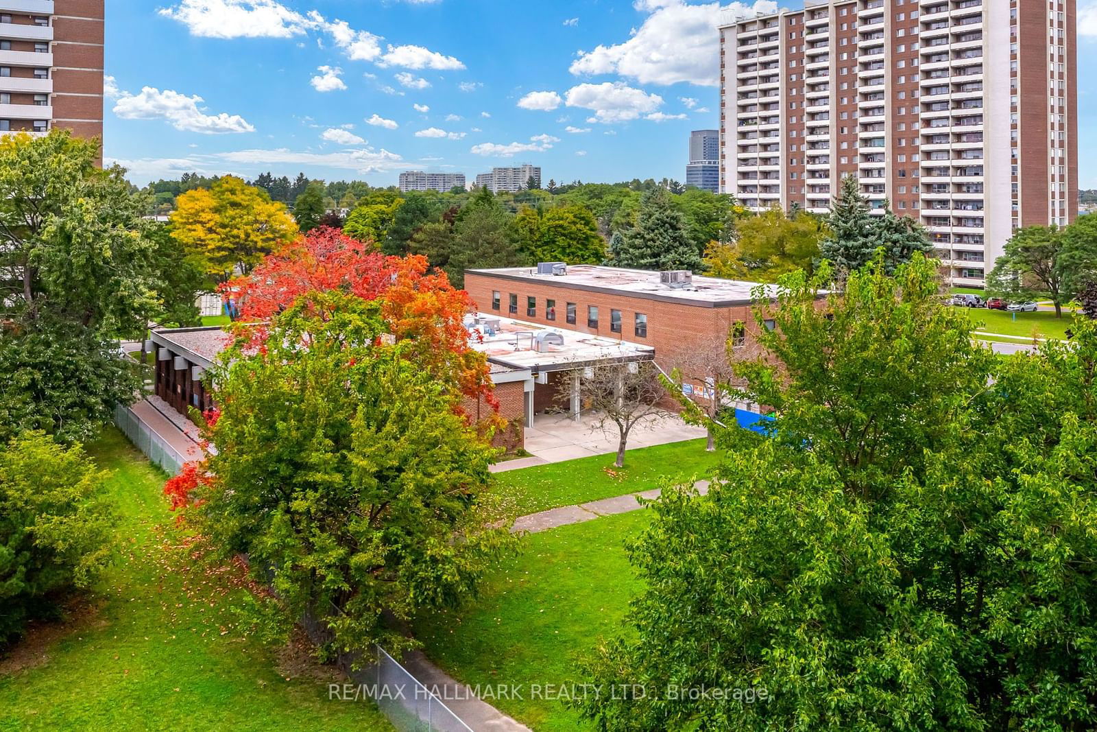 Eddington Condos, North York, Toronto