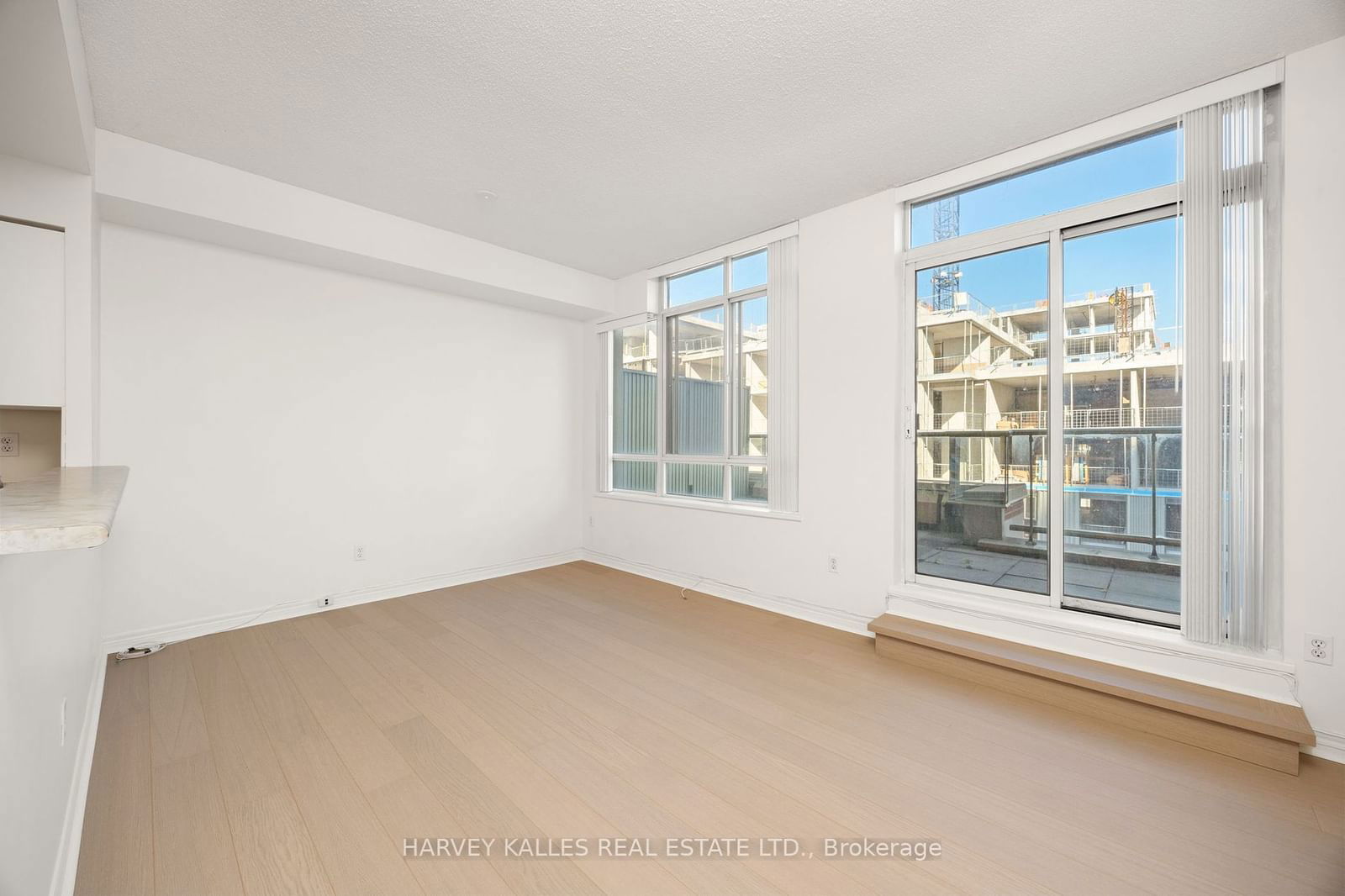 70 Mill St, unit PH02 for rent