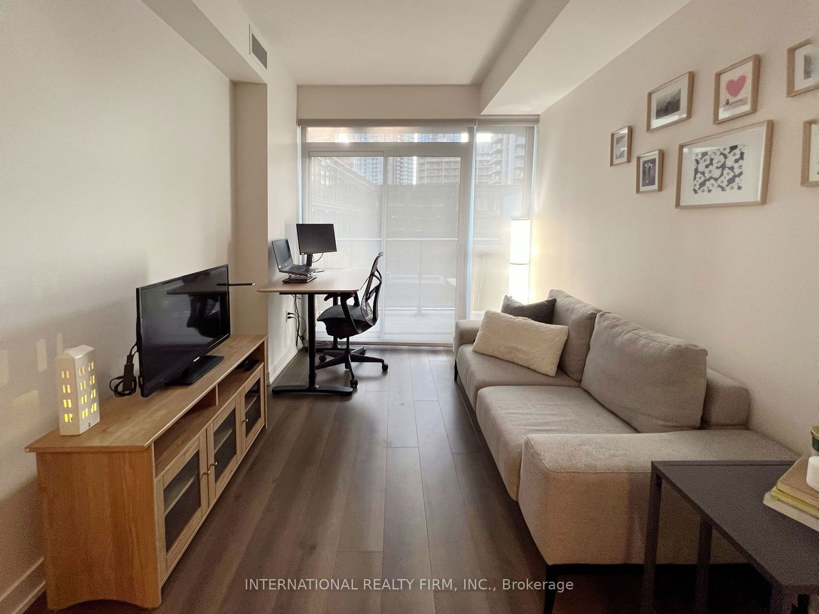 38 Iannuzzi St, unit 610 for rent