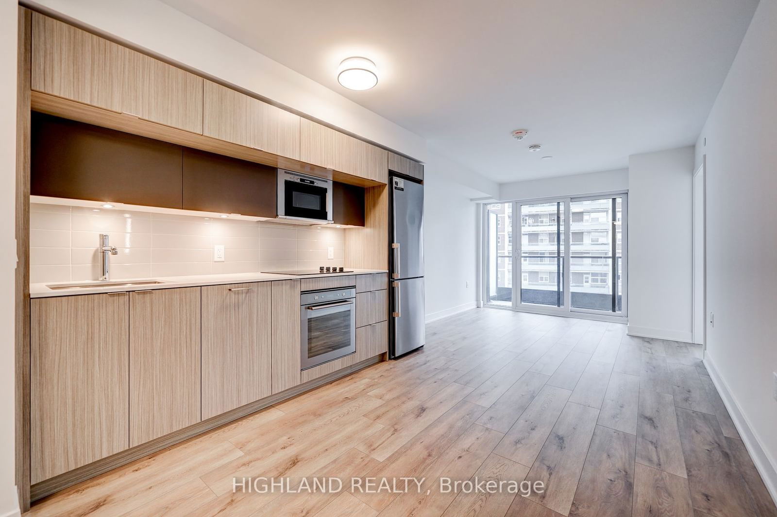 585 Bloor St E, unit 621 for rent