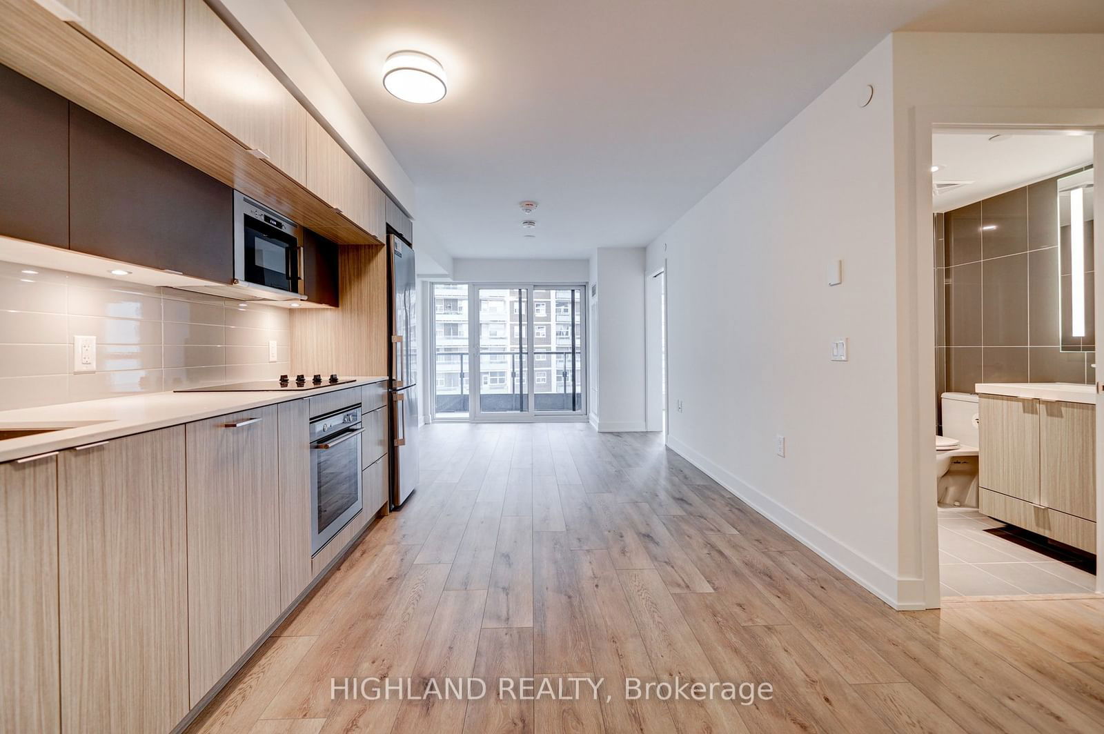 585 Bloor St E, unit 621 for rent