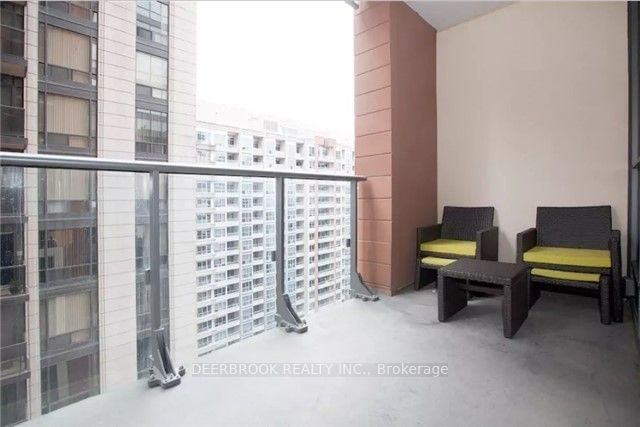 8 Mercer St, unit 1107 for sale