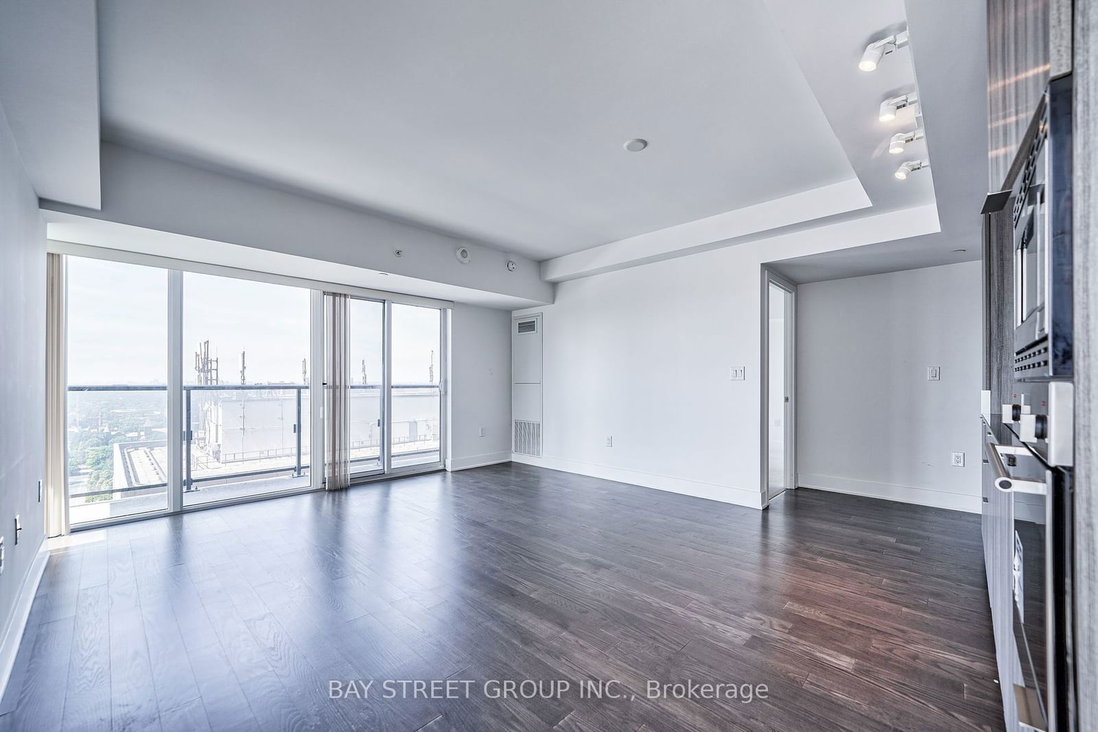 955 Bay St, unit 2507 for sale