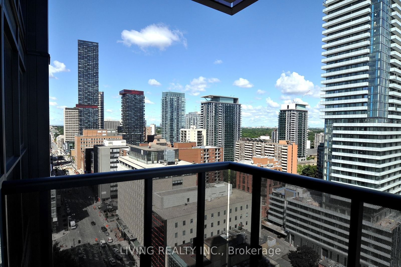 125 Redpath Ave, unit 2105 for rent