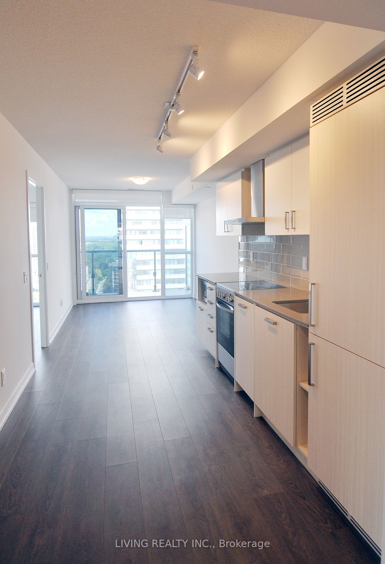 125 Redpath Ave, unit 2105 for rent