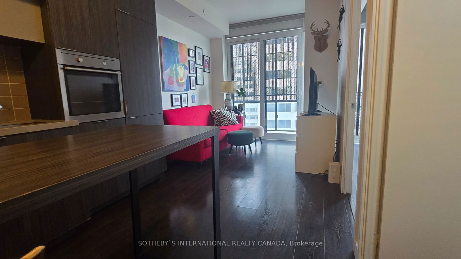 8 Eglinton Ave E, unit 1804 for rent