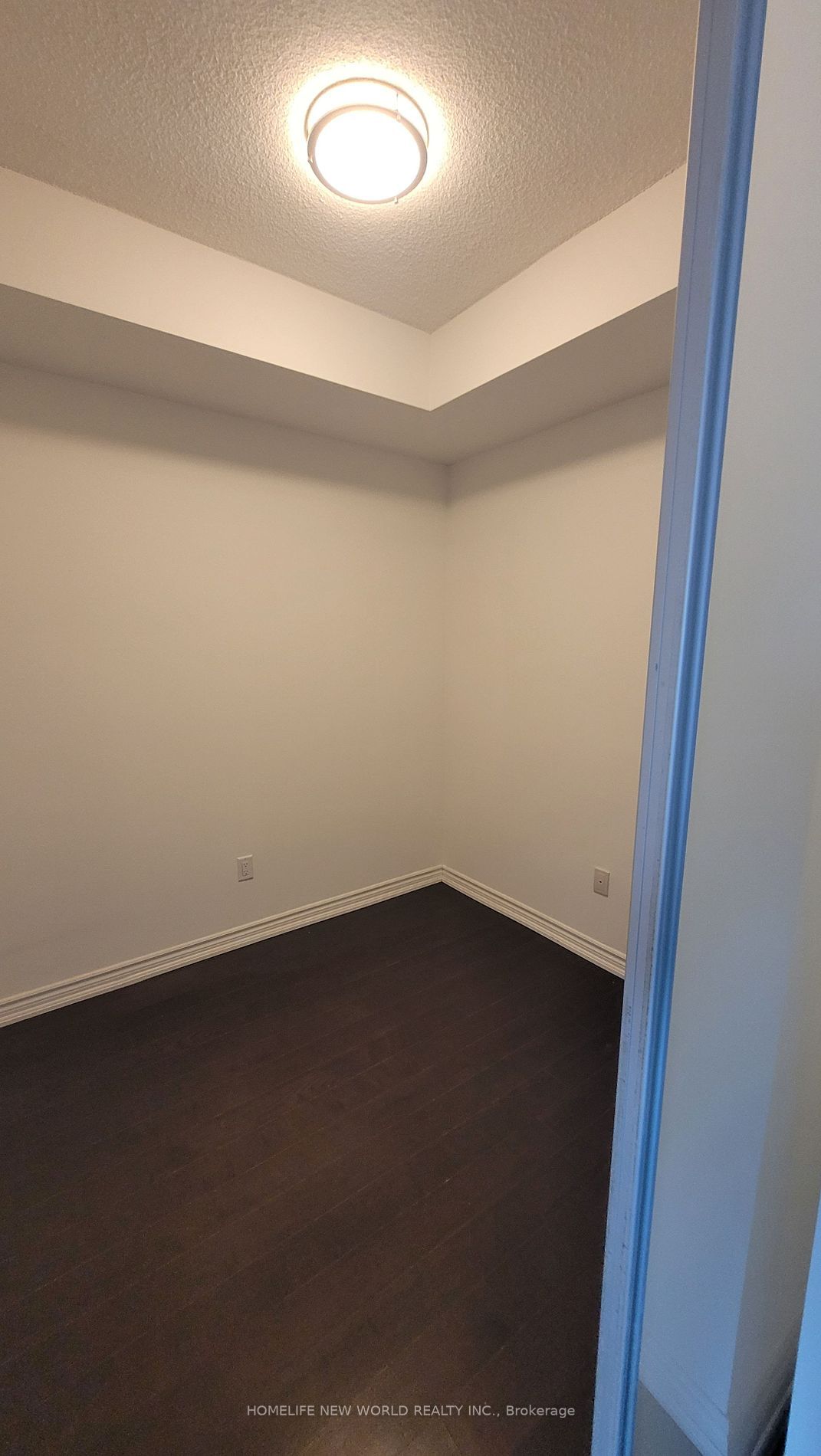 386 Yonge St, unit 3412 for rent