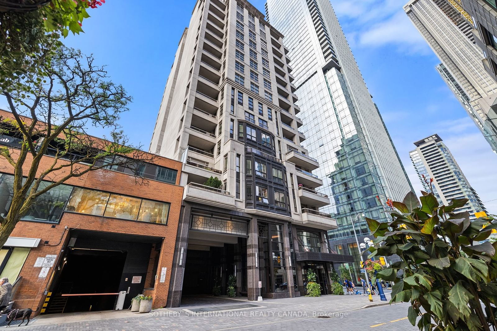 68 Yorkville Ave, unit 505 for sale