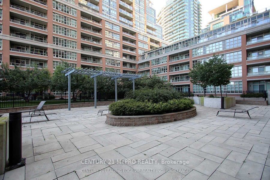 85 East Liberty St, unit 1609 for rent