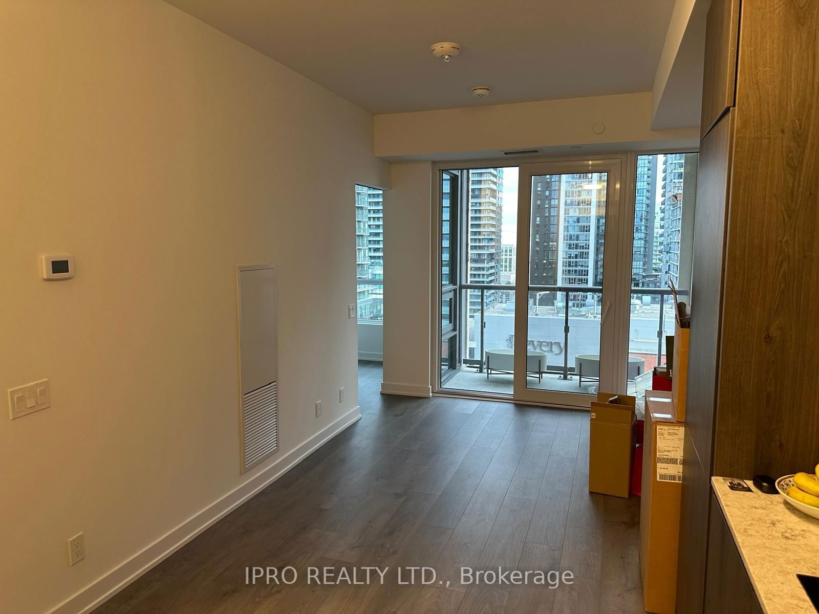 108 Peter St, unit 2008 for sale