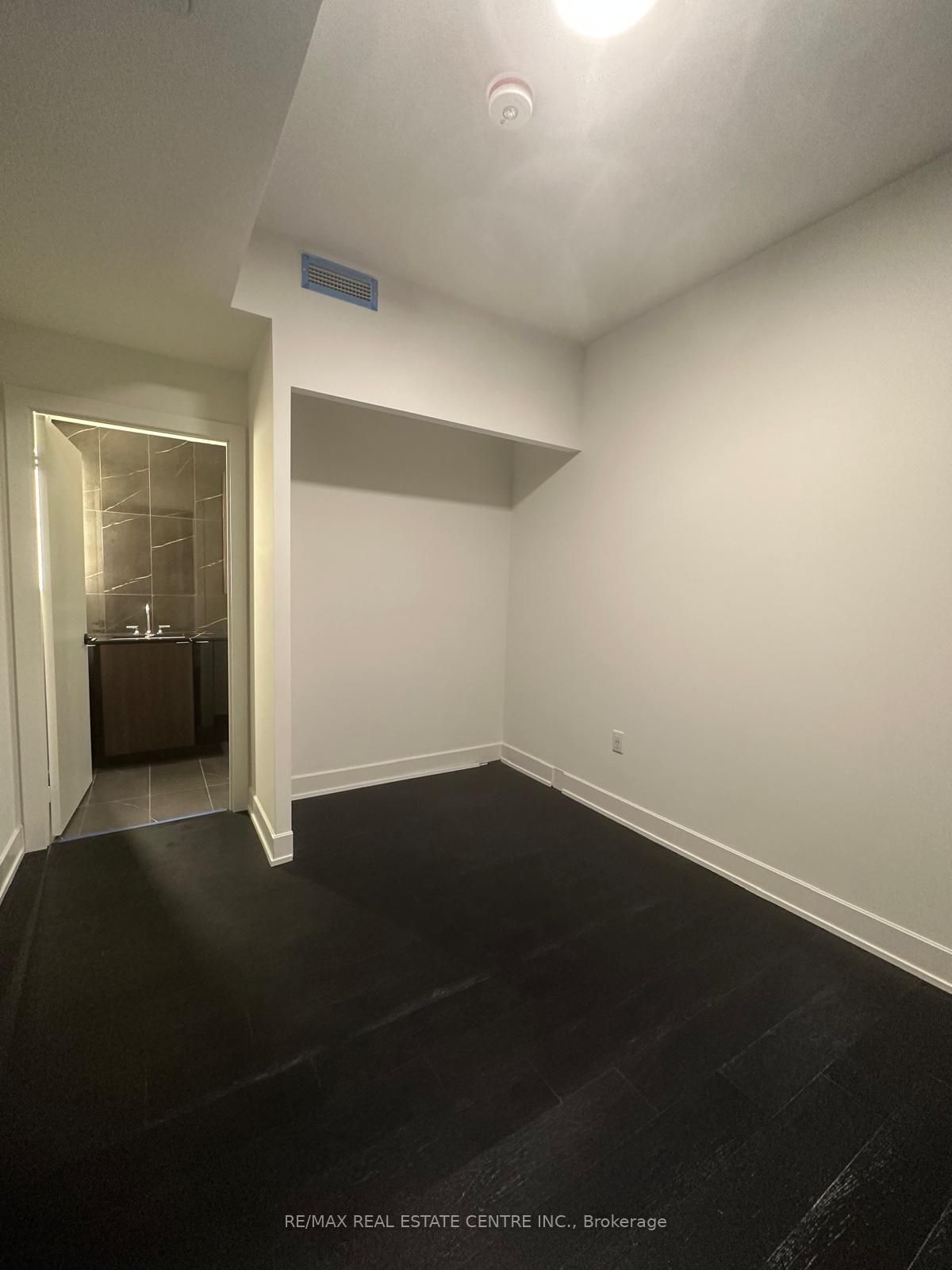 35 Mercer St, unit 1412 for rent