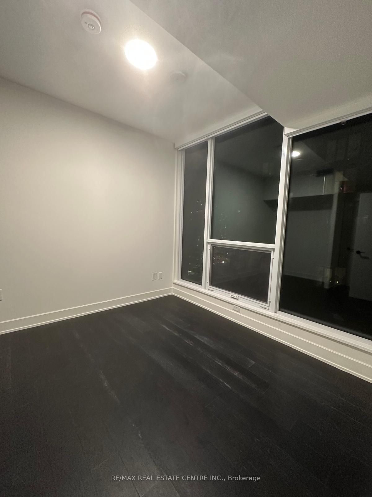 35 Mercer St, unit 1412 for rent