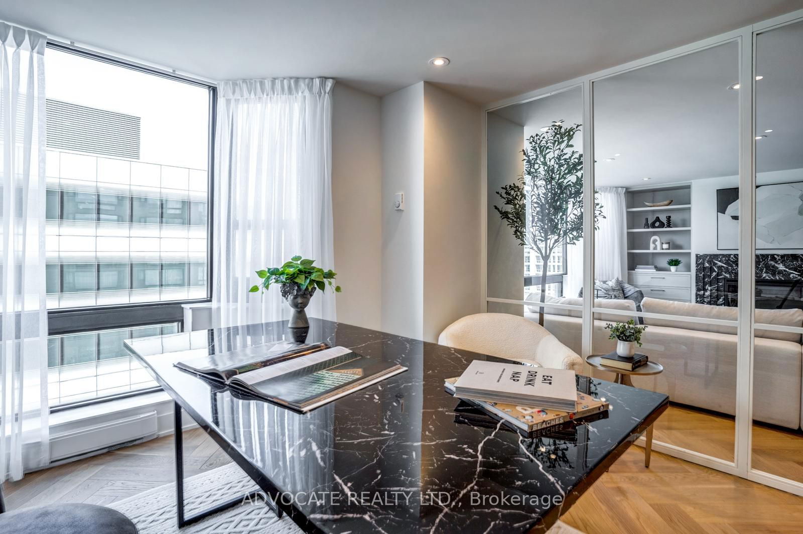 1166 Bay St, unit 1105 for sale